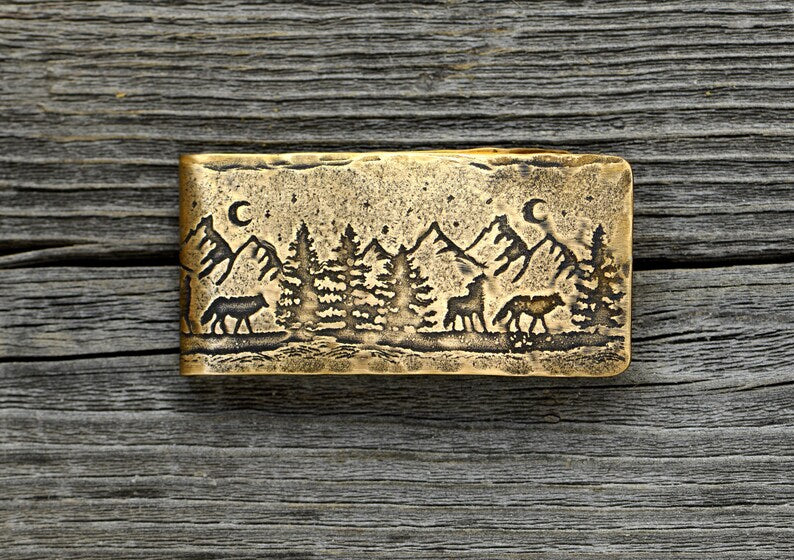 Bronze money clip with wolves