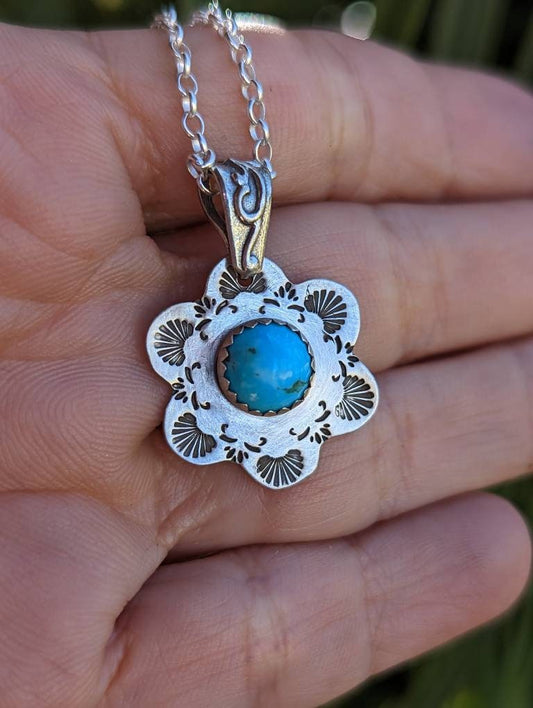 Sterling silver stamped charm with Kingman mine Turquoise - 8 mm turquoise - small flower charm