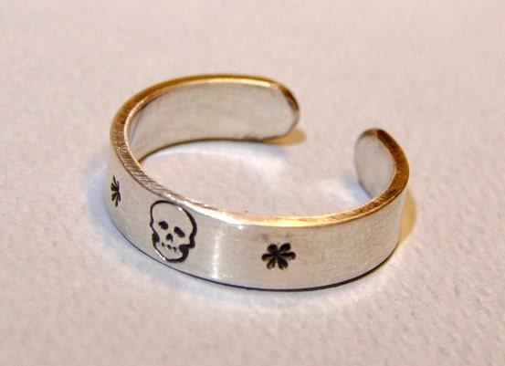 Sterling Silver Adjustable Finger Ring with Skull Design