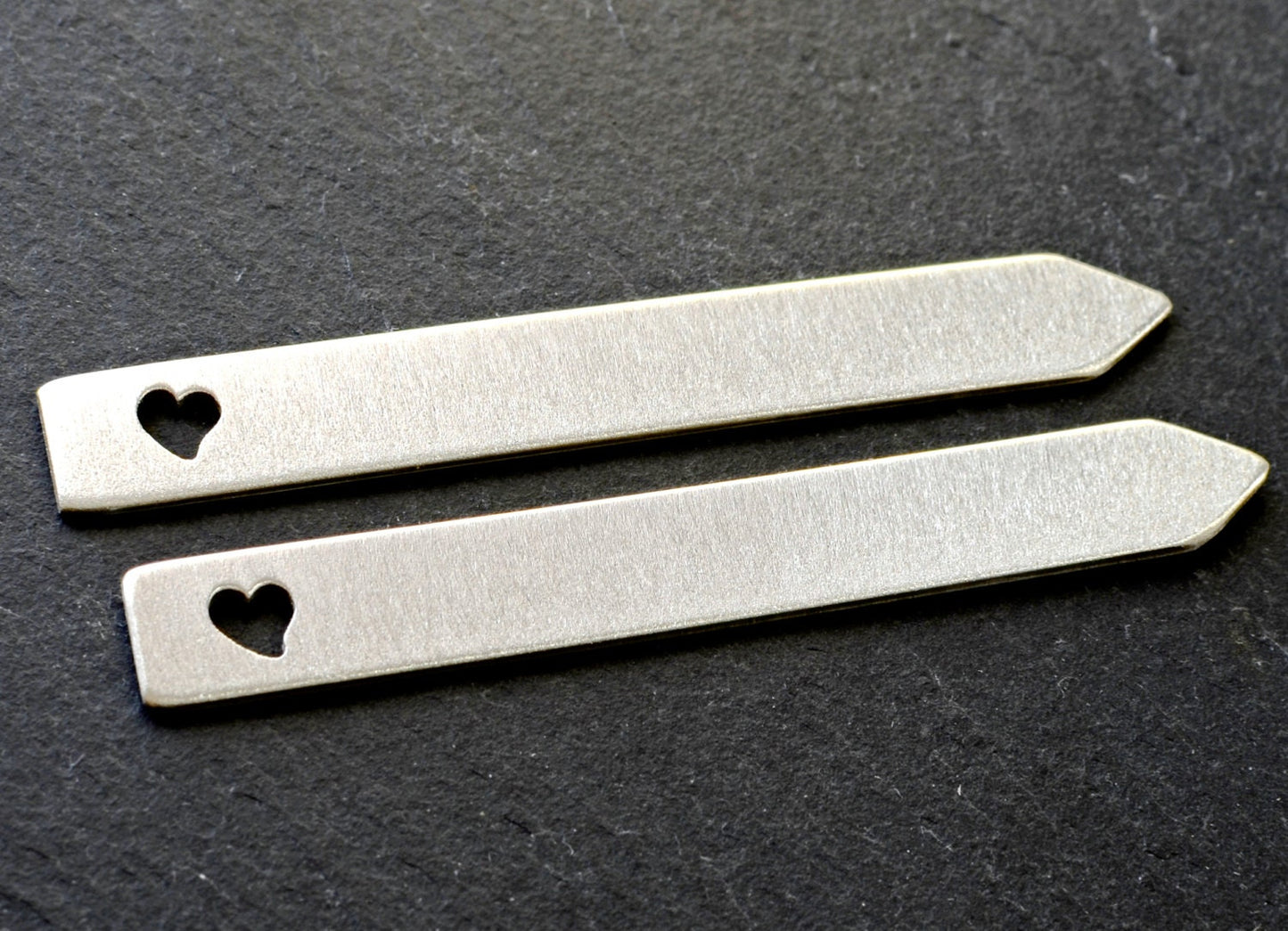 Heart cutouts in sterling silver collar stays with space for you to personalize