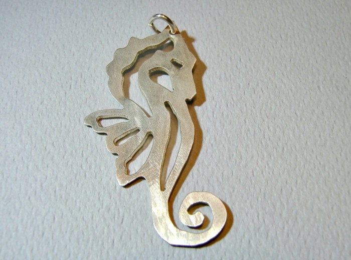 Seahorse handcrafted in sterling silver necklace