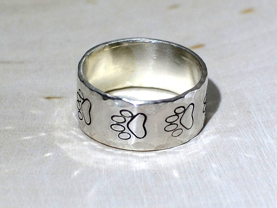 Sterling Silver Paw Print Ring with Hammered Edges