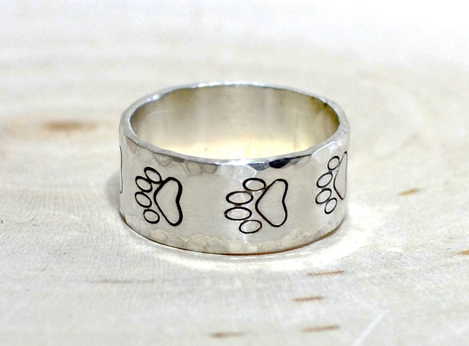 Sterling Silver Paw Print Ring with Hammered Edges