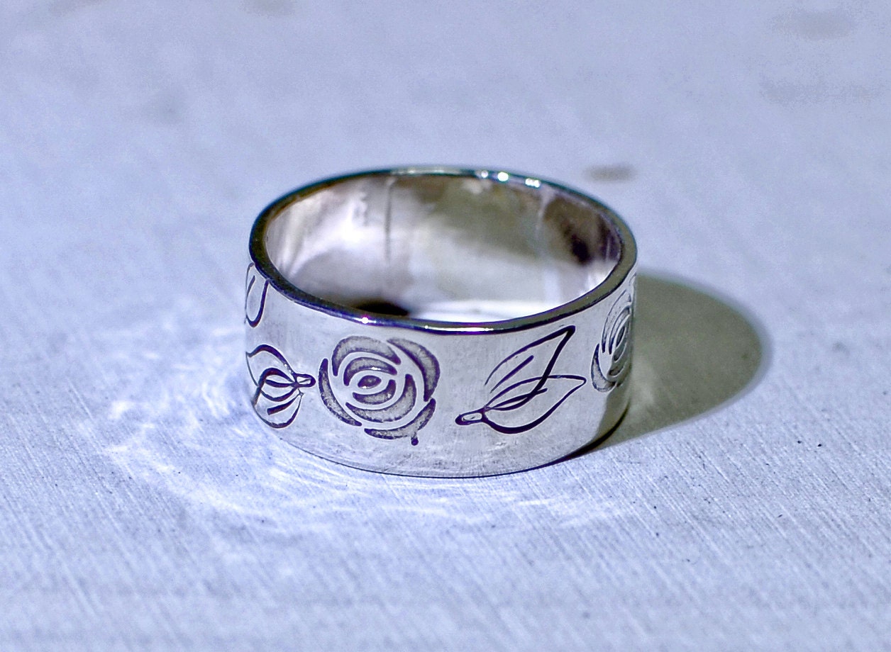 Rose theme fitted sterling silver ring