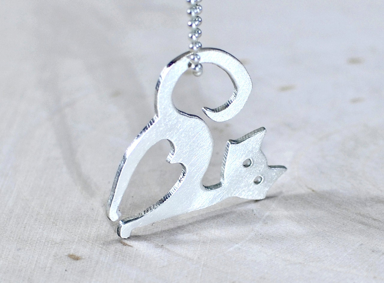 Handcrafted cat necklace in sterling silver