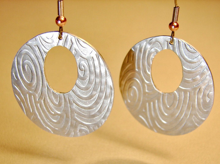 Swirls and waves on aluminum disc earrings