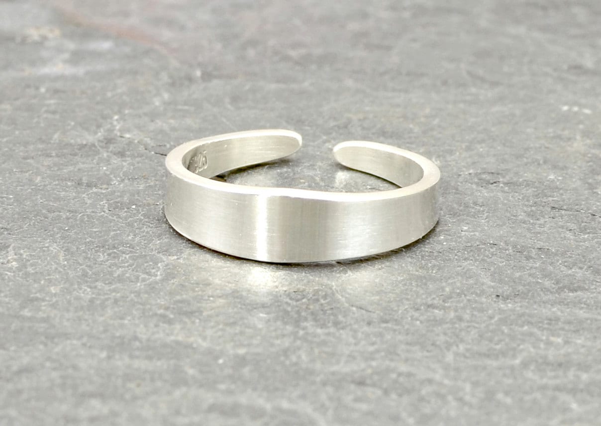 Tapered Sterling Silver Toe Ring handcrafted custom design