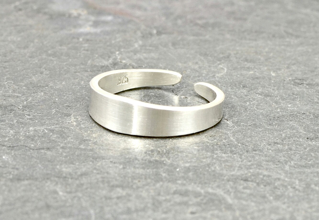 Tapered Sterling Silver Toe Ring handcrafted custom design