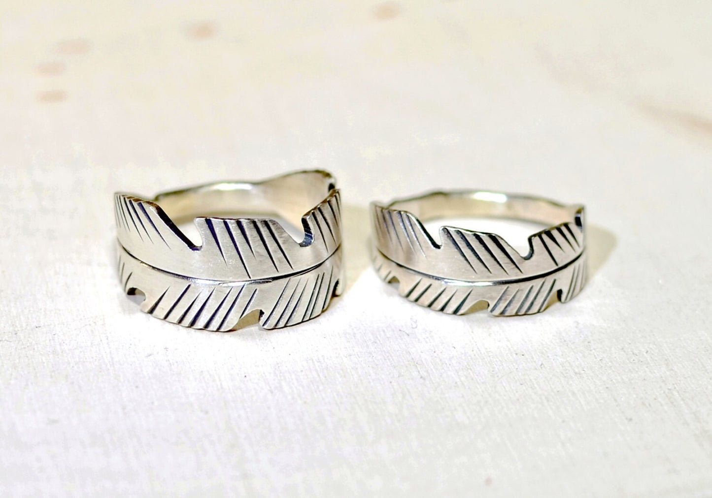 Sterling silver feather bands ring set