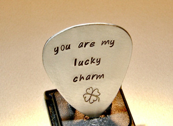 Aluminum Guitar Pick with Lucky Four Leaf Clover