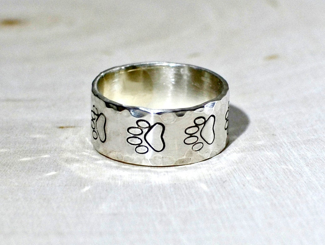 Sterling Silver Paw Print Ring with Hammered Edges