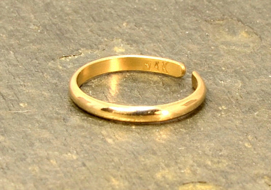 Dainty 14/20 Gold Filled Toe Ring with Half Round Design and Polished Finish