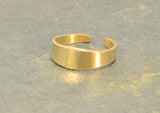 14k Solid Yellow Gold Toe Ring Handcrafted with Artisan Tapered Design, NiciArt 