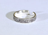 Botanical Patterned Sterling Silver Toe Ring with Patina and Leaf Design, NiciArt 