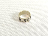 Sterling silver personalized name ring in old English, NiciArt 
