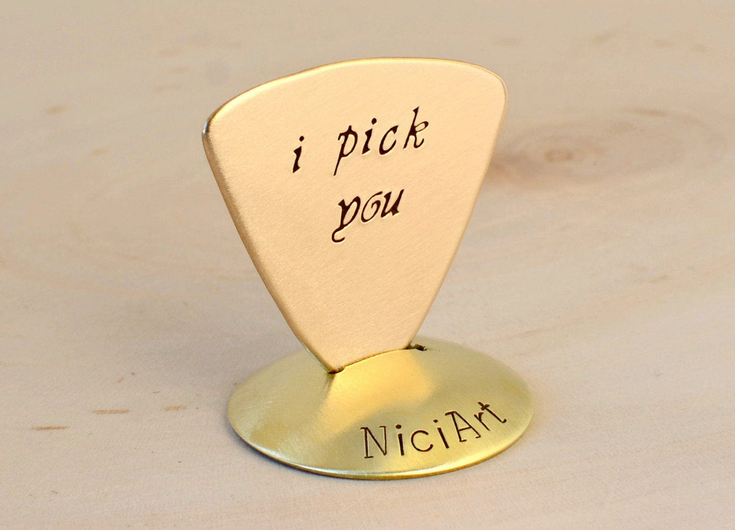 Triangular Bass Style Guitar Pick with classic I pick you
