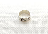 Sterling silver personalized name ring in old English, NiciArt 