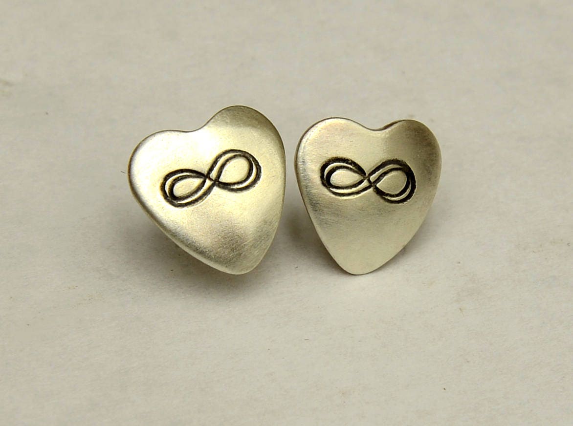 Infinity on Heart Shaped Stud Earrings in Sterling Silver