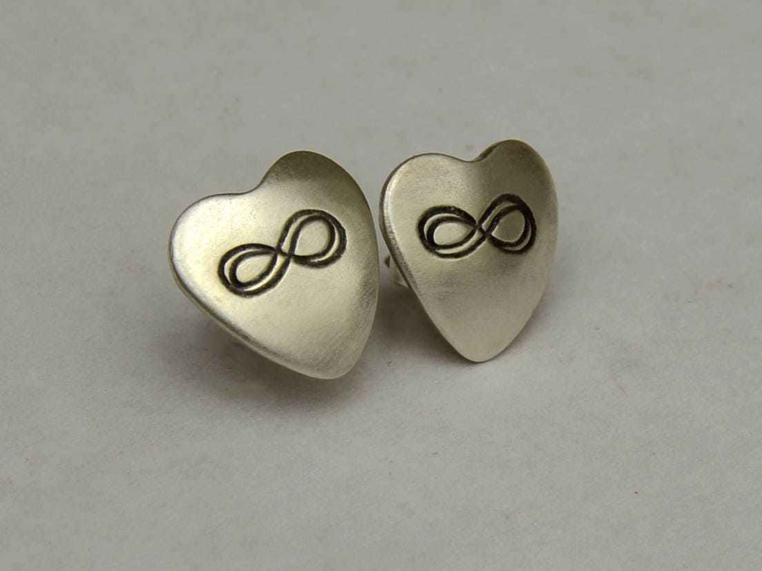 Infinity on Heart Shaped Stud Earrings in Sterling Silver