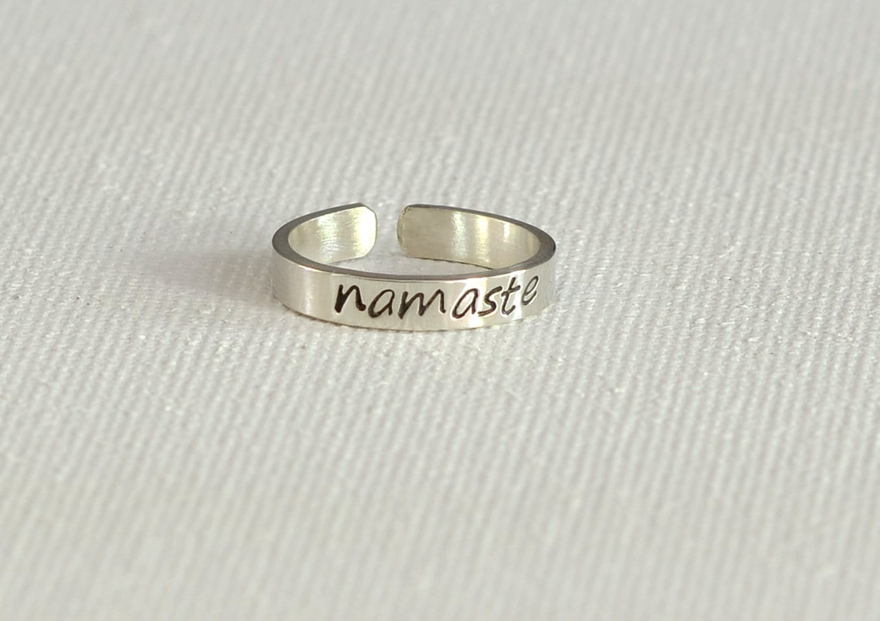 OM Toe Ring in Sterling Silver