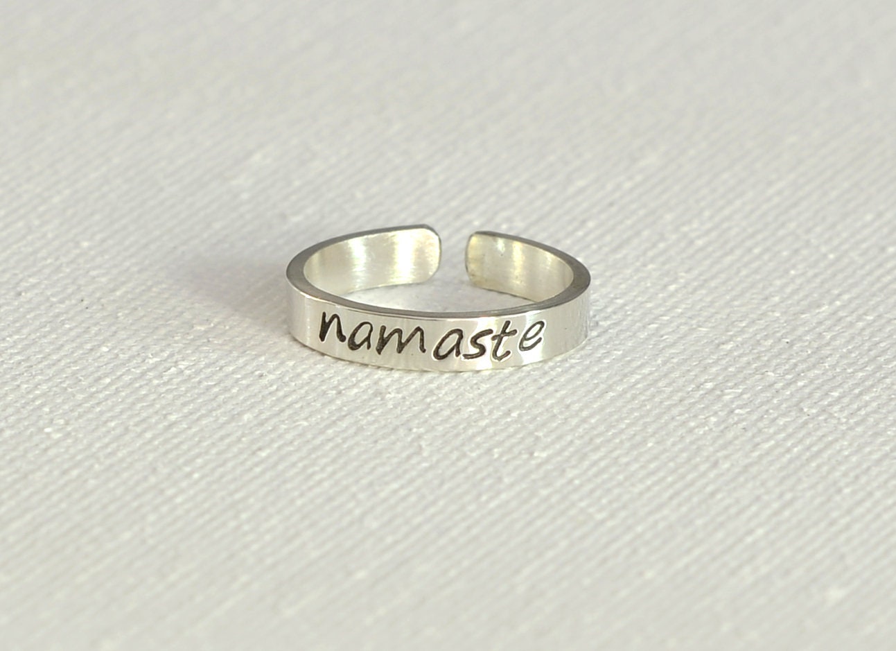 OM Toe Ring in Sterling Silver