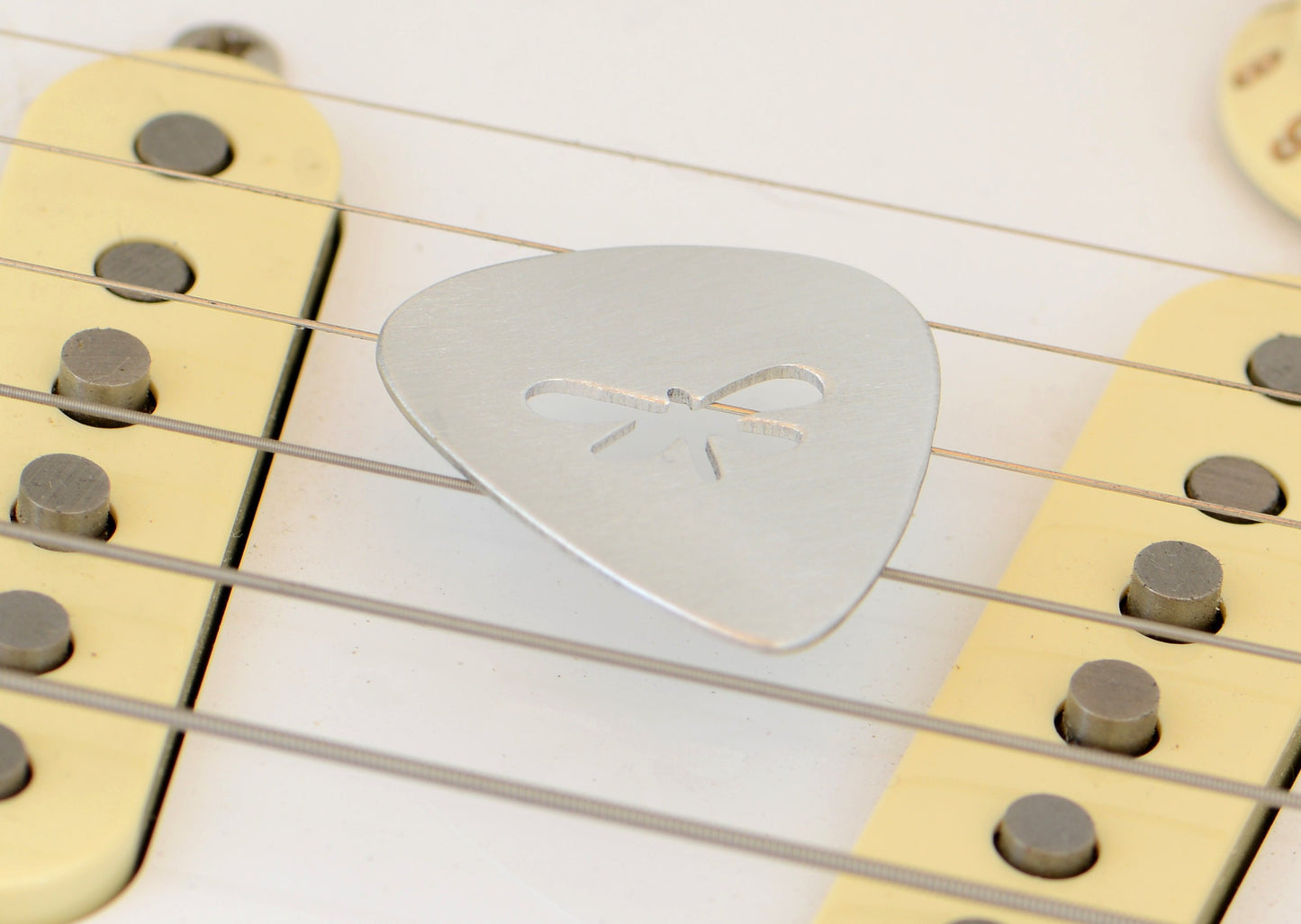 Dragonfly Guitar Pick in Aluminum