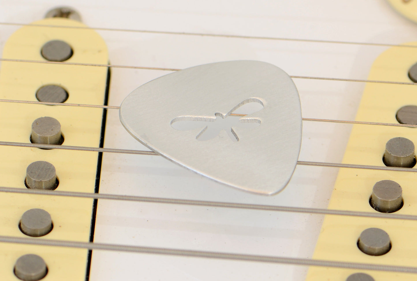 Dragonfly Guitar Pick in Aluminum