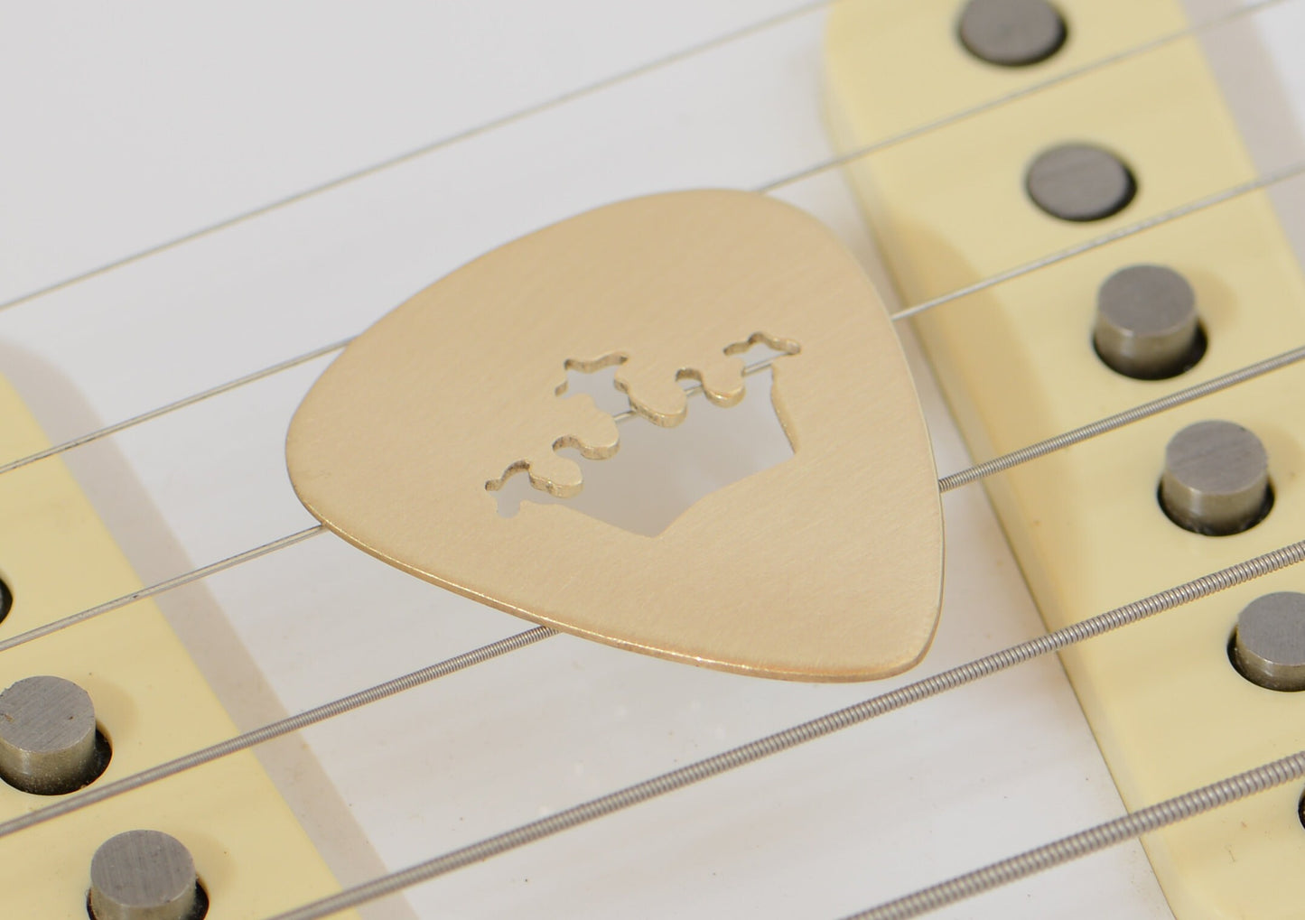 Crown Cutout Guitar Pick in Bronze