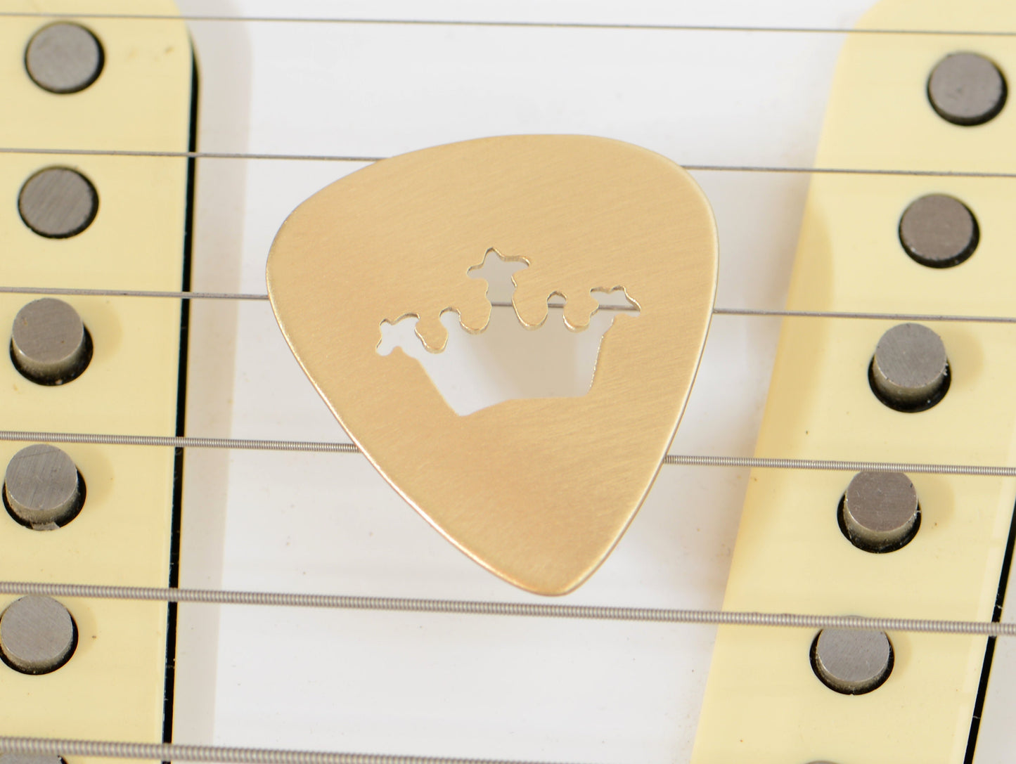 Crown Cutout Guitar Pick in Bronze