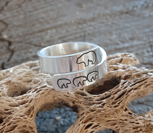 Bypass style sterling silver ring with bear mom and bear kids