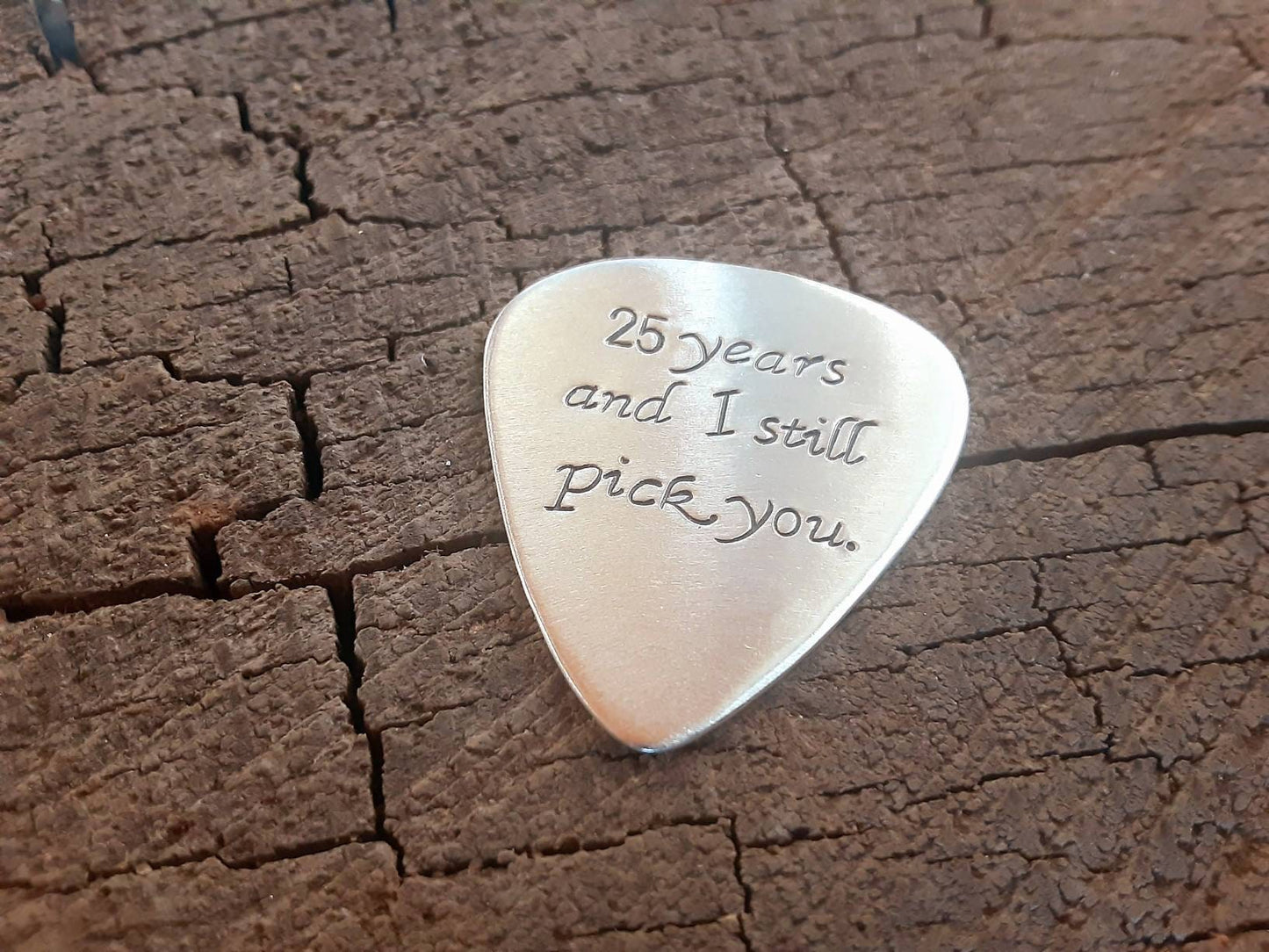 Guitar pick for the 25th silver anniversary in sterling silver