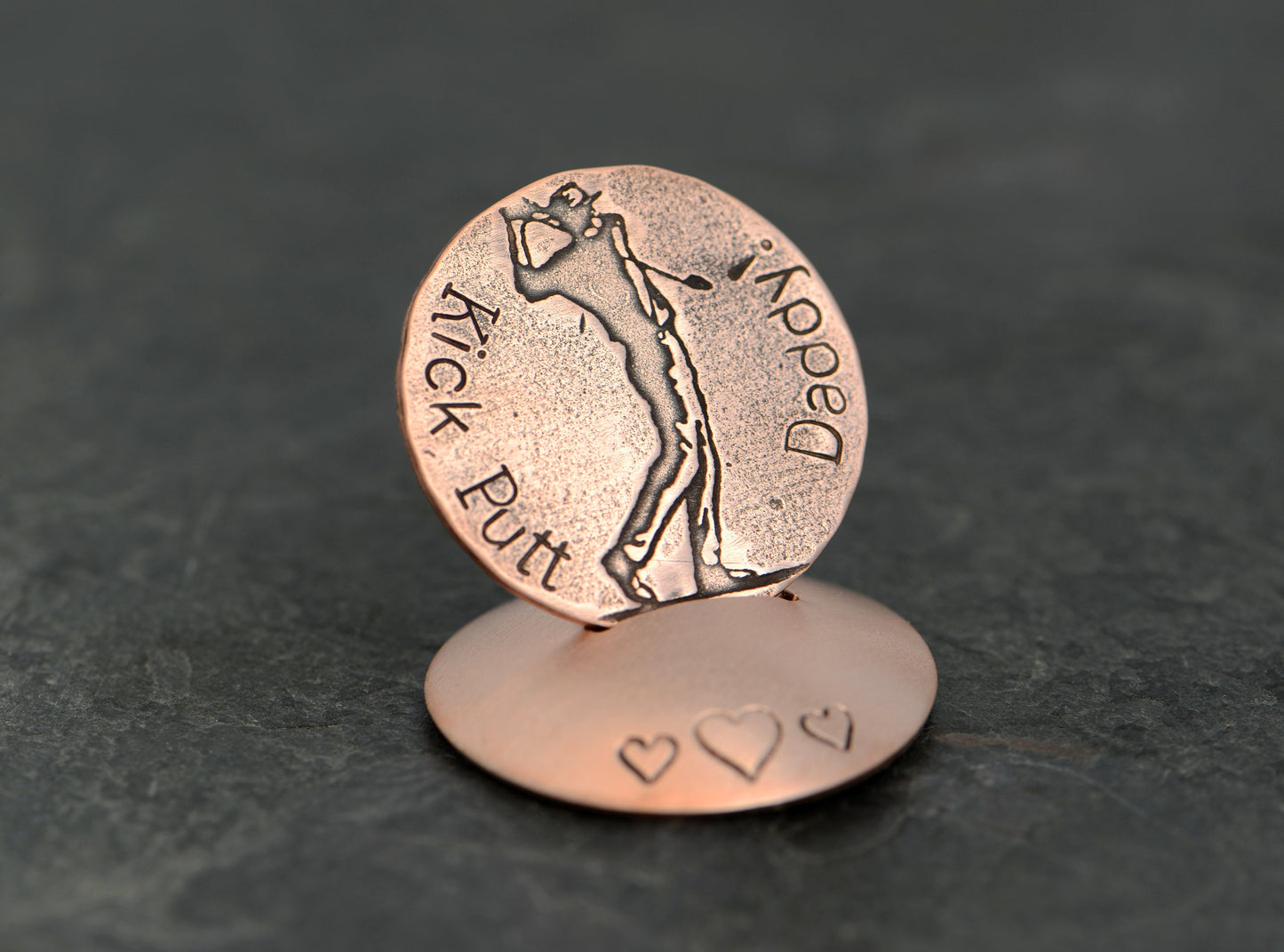 Golf Ball Marker Stand with Hearts in Copper