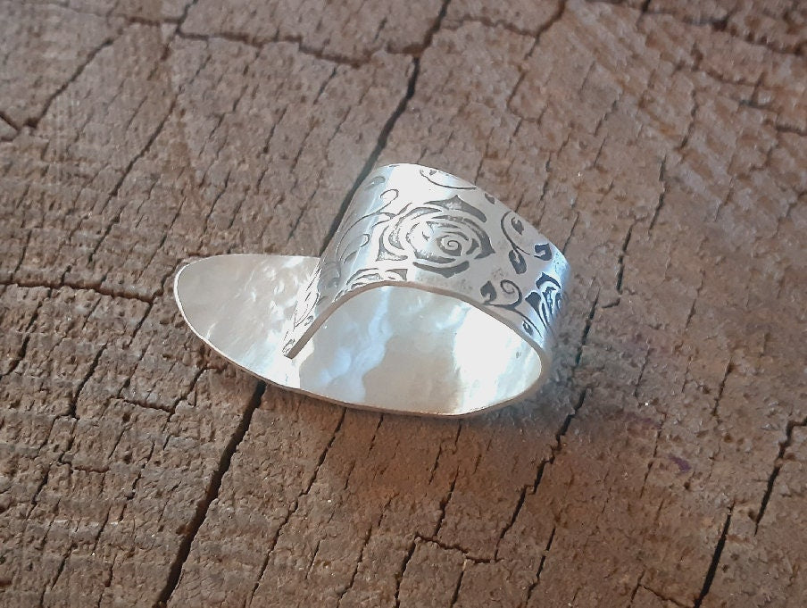 Sterling silver thumb guitar pick with roses for guitar ukulele or banjo