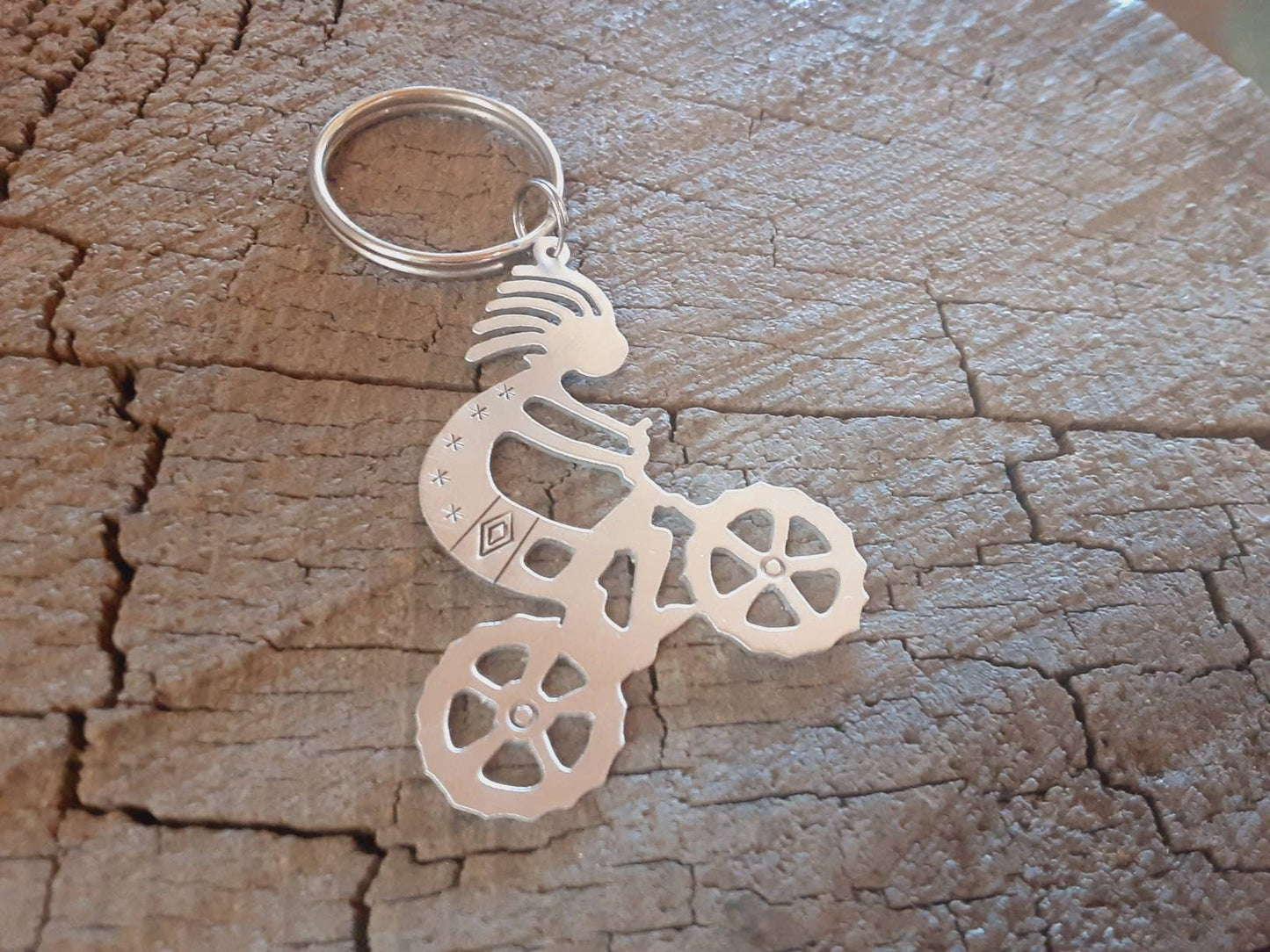 Kokopelli keychain in your choice of metals