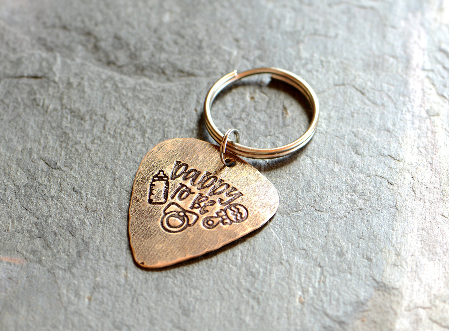 Guitar pick bronze key chain with daddy to be