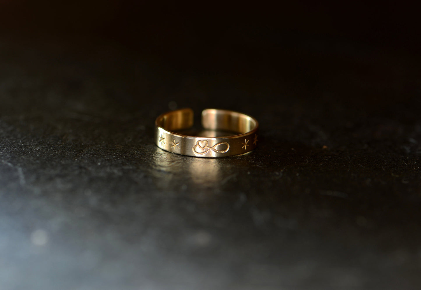 Solid 14k gold toe ring with heart to infinity and stars