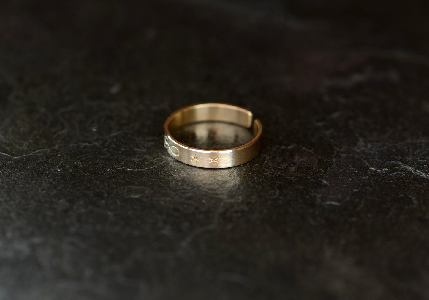 Solid 14k gold toe ring with heart to infinity and stars
