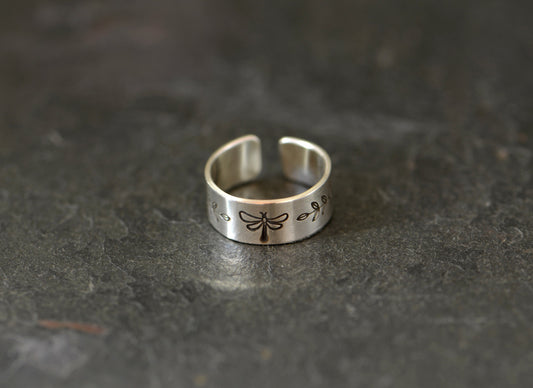 Dragonfly sterling silver toe ring