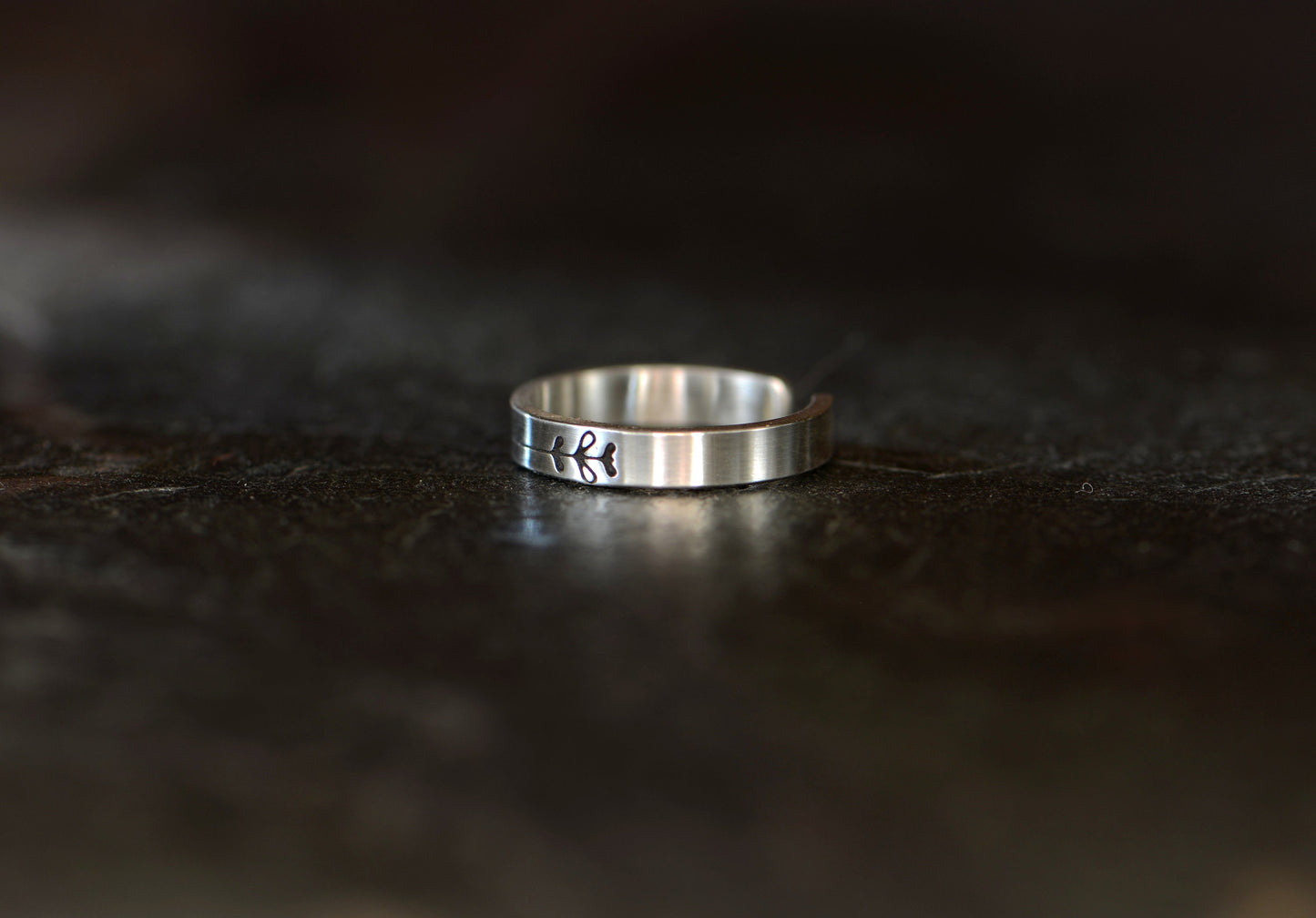 Sterling silver toe ring with small heart arrow