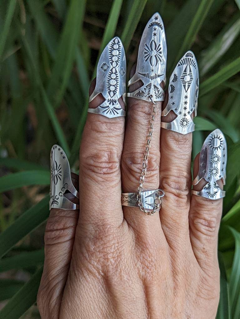 sterling silver nail armor rings - set of 5 with middle finger ring and chain