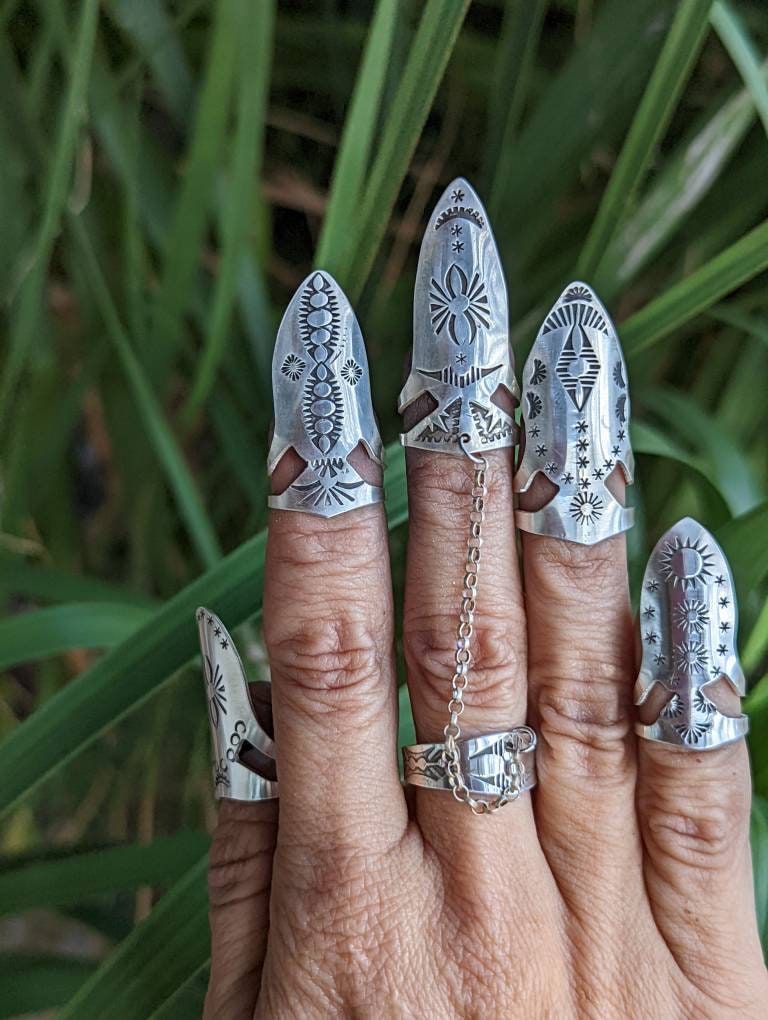 sterling silver nail armor rings - set of 5 with middle finger ring and chain