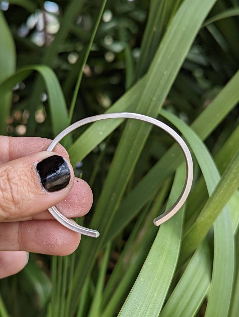 Dainty sterling silver bracelet with love and arrow
