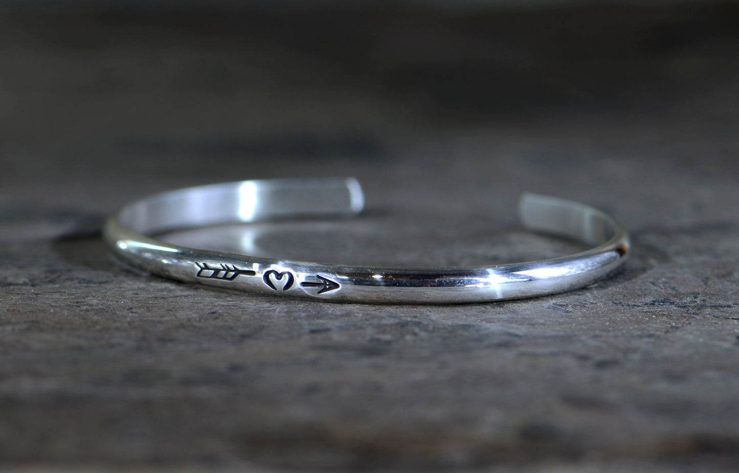 Sterling silver heart and arrow dainty stacking bracelet