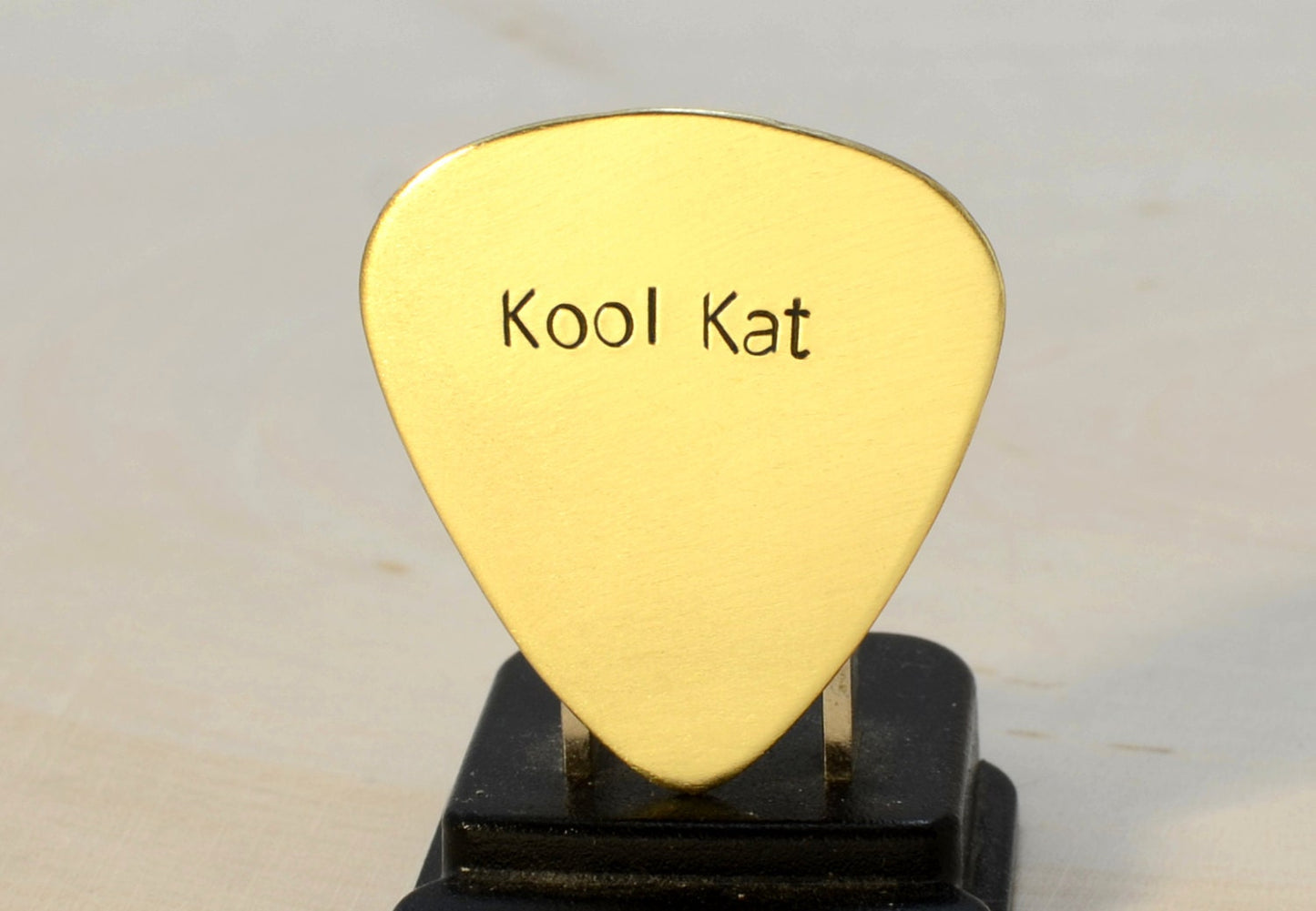 Kool Kat Guitar Pick in Brass