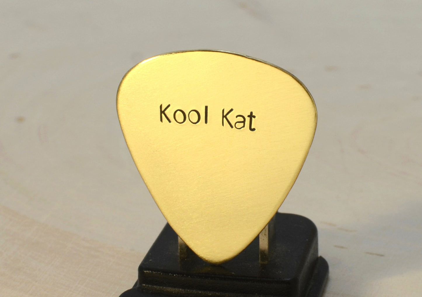 Kool Kat Guitar Pick in Brass