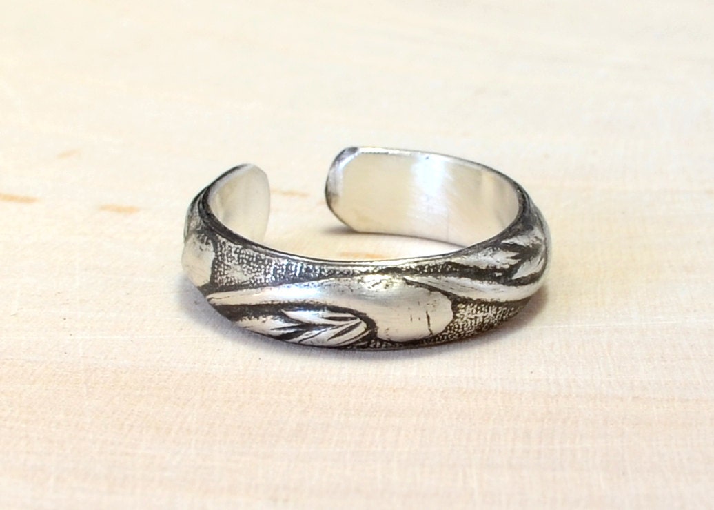 Swirling Sterling Silver Toe Ring