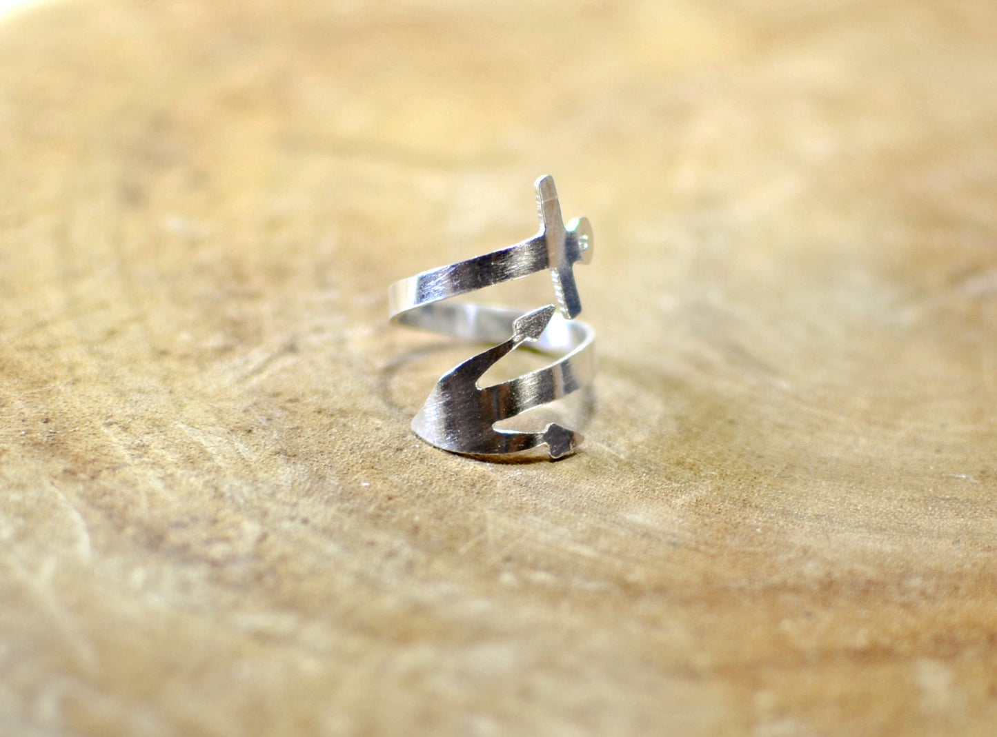Sterling silver anchor wrap ring