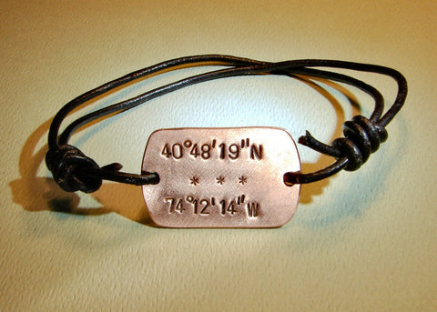 Leather wrap bracelet with latitude longitude personalized in copper, NiciArt 